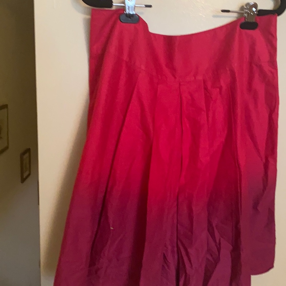 Red skirt